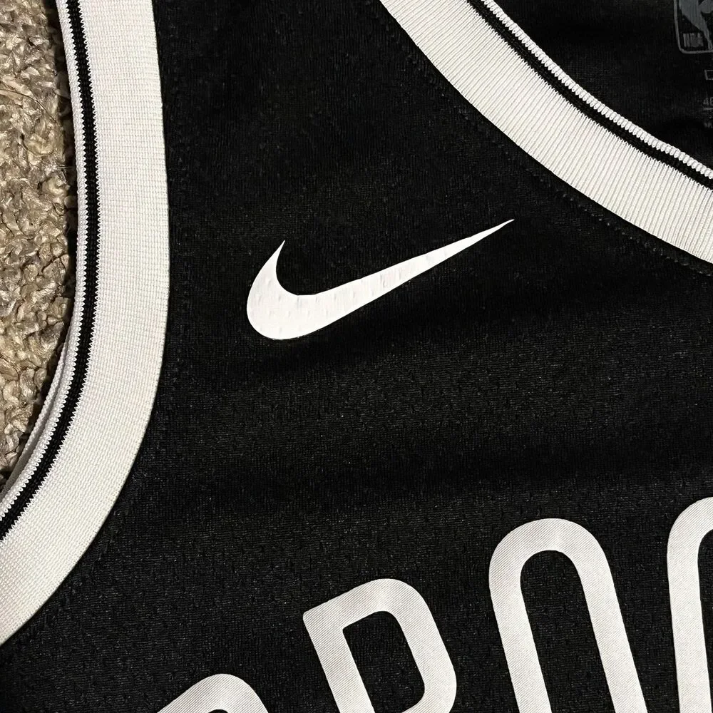 NBA Nike Brooklyn Nets Kyrie Irving Jersey #11 Men’s L (48)